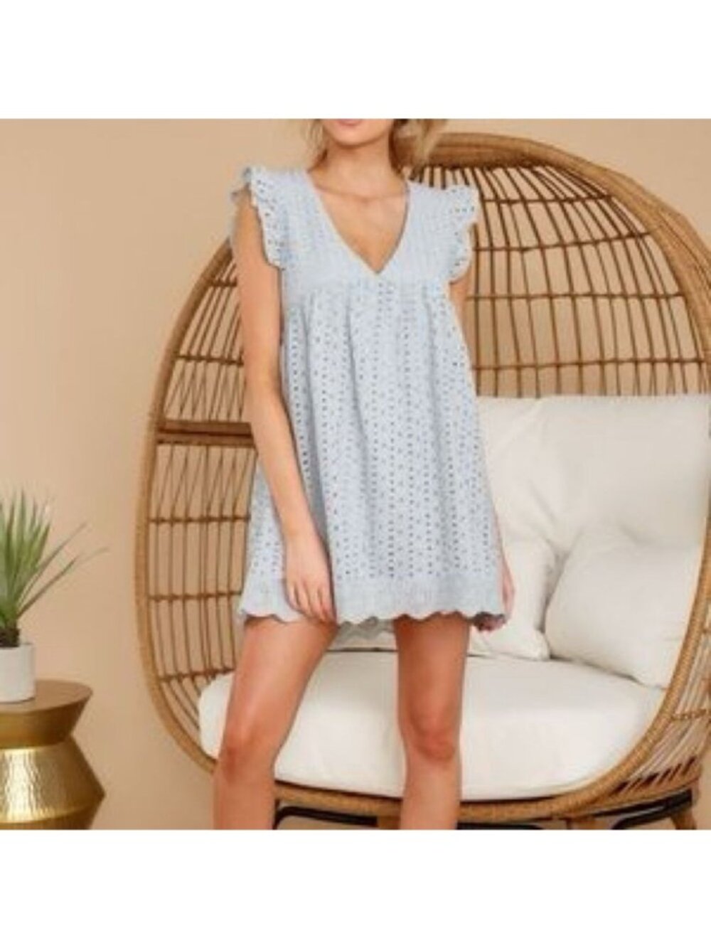 Mustard Seed Womens Blue Eyelet Romper Dress With Pockets Keyhole Neckline